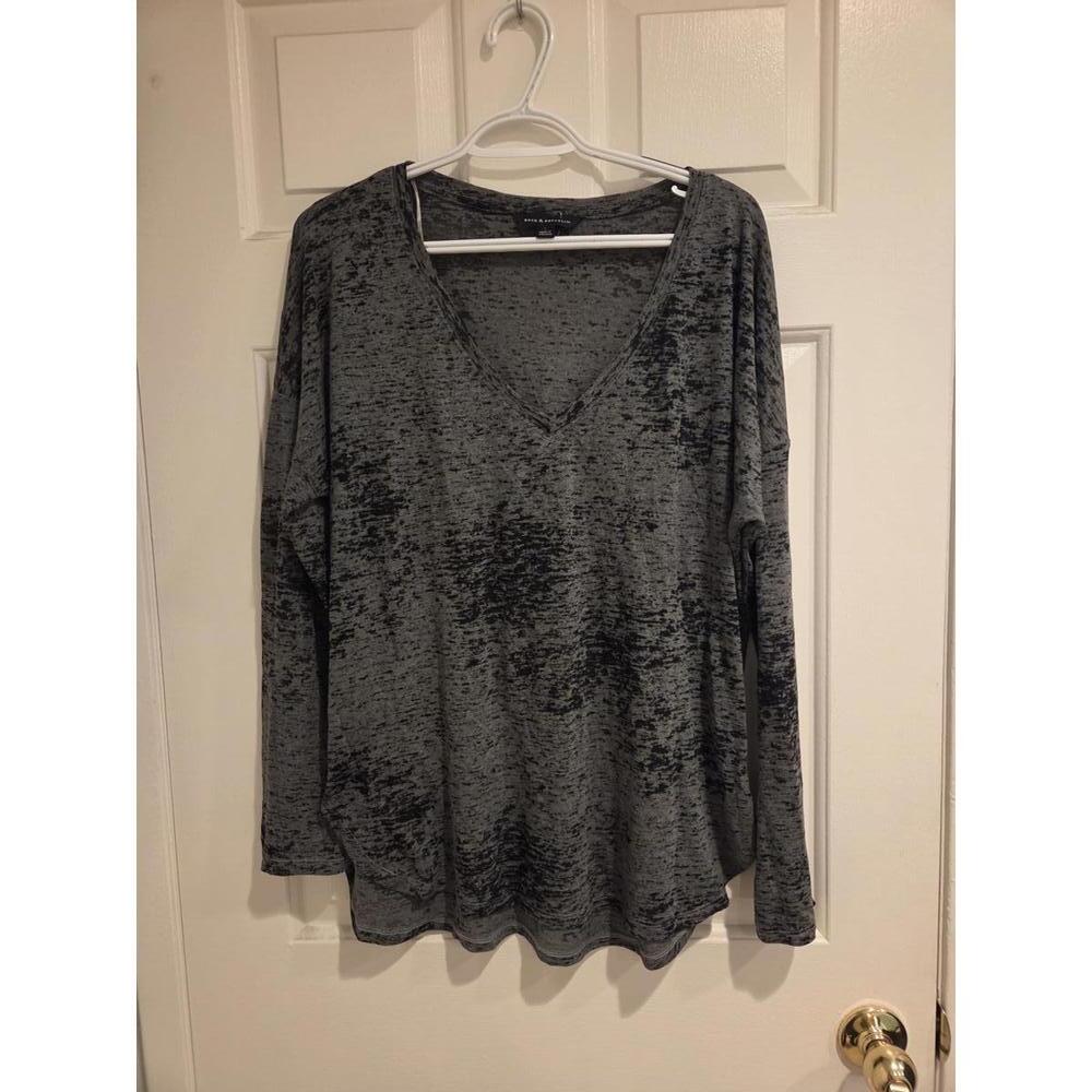 Rock & Republic Women's Long Sleeve V-Neck Shirt Size Large